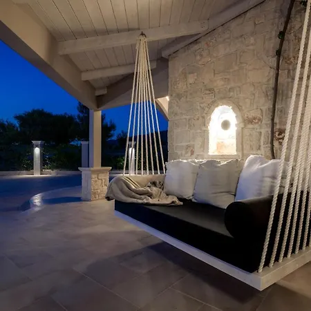 Koukouvayia * Agalás