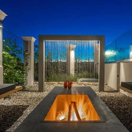 Koukouvayia Villa Agalás