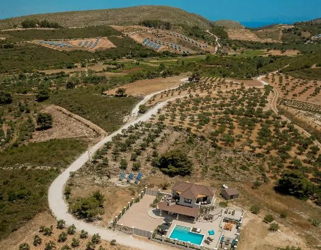 빌라 Koukouvayia *