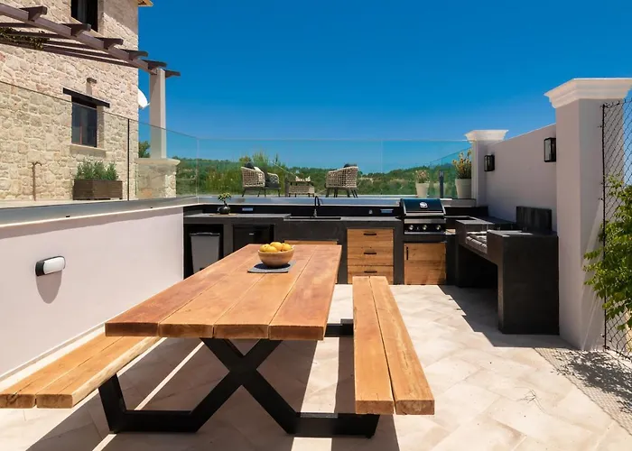 빌라 Koukouvayia Agalás