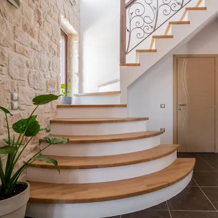 Koukouvayia Villa Agalás