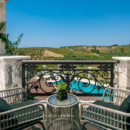 Koukouvayia Villa Agalás